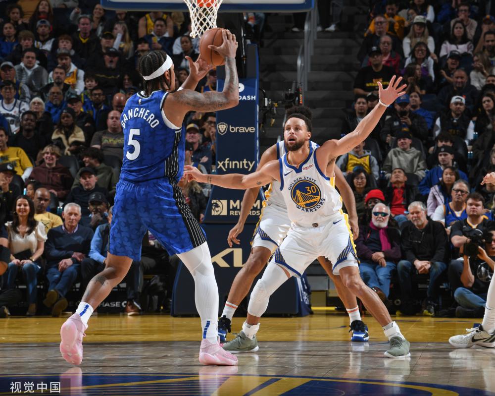 社交媒体晒 社交媒体晒